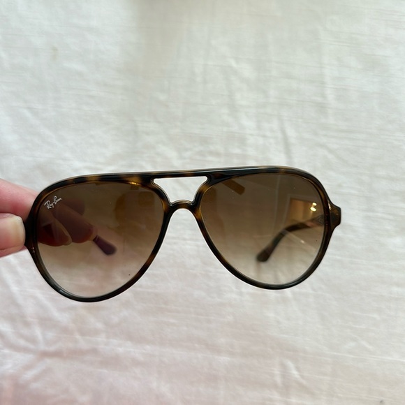 Ray-Bans - Picture 1 of 5